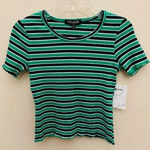 Full Circle Trends Top